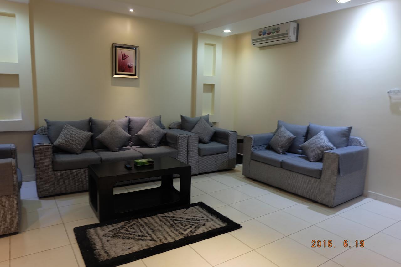 Talin Star Suites Рияд Екстериор снимка