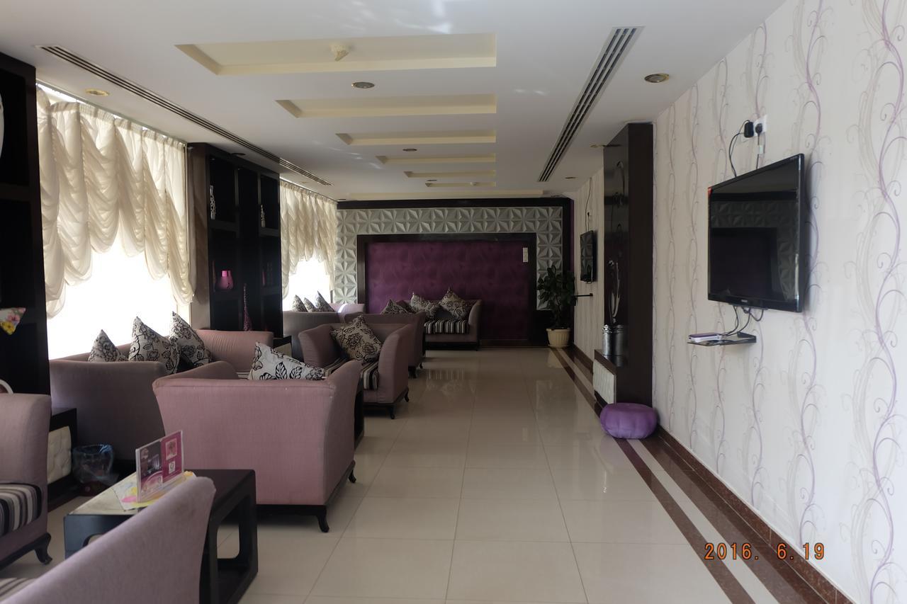 Talin Star Suites Рияд Екстериор снимка
