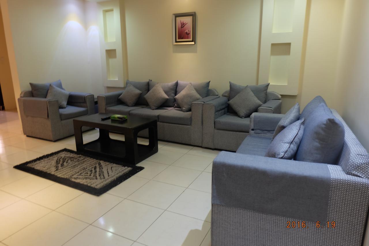 Talin Star Suites Рияд Екстериор снимка