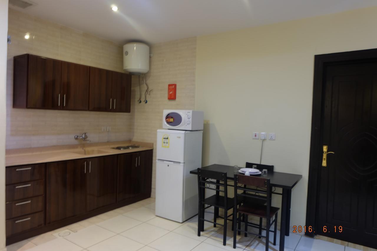 Talin Star Suites Рияд Екстериор снимка